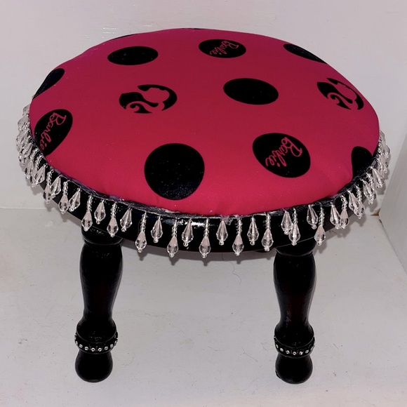 Barbie footstool - Picture 1 of 5